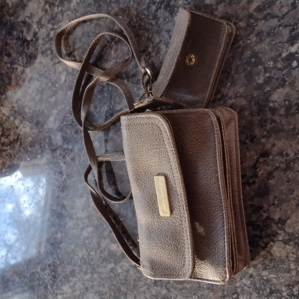 Purse with strap
